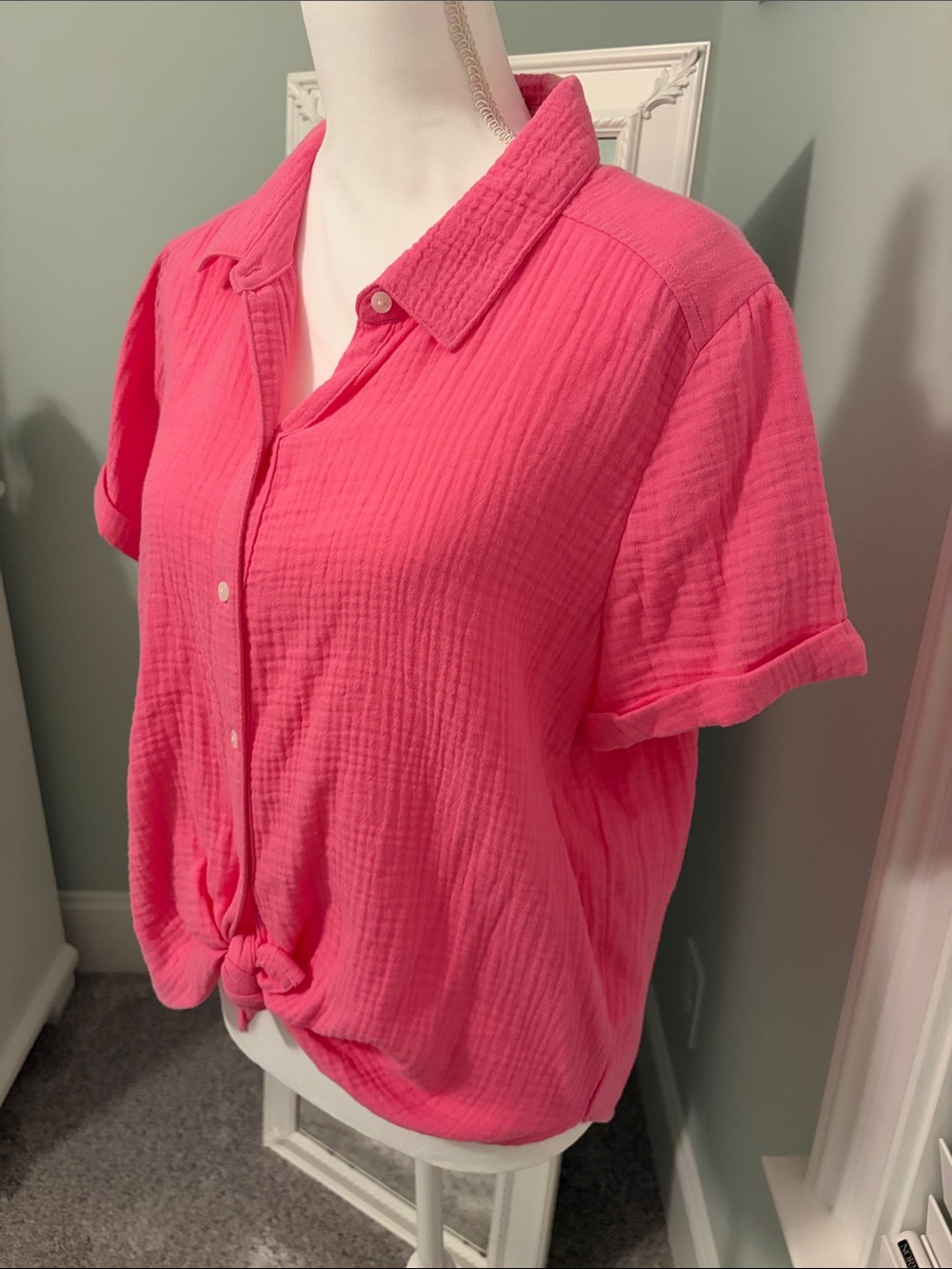 Lucky Brand hot pink gauze top, size L. - Picture 2 of 9